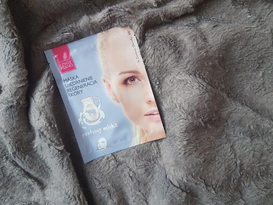 Czyste Piękno Maseczka do twarzy w płacie, Ujędrnienie, Regeneracja skóry, Proteiny mleka