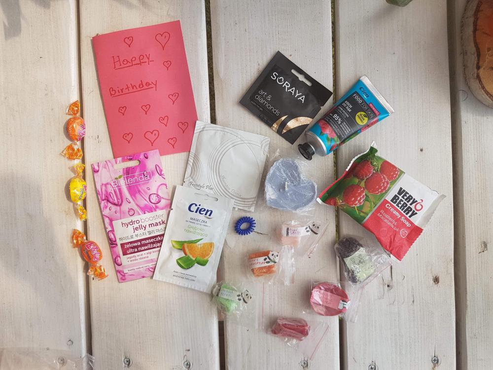 ✩ Kalendarz urodzinowy Clouders ✩