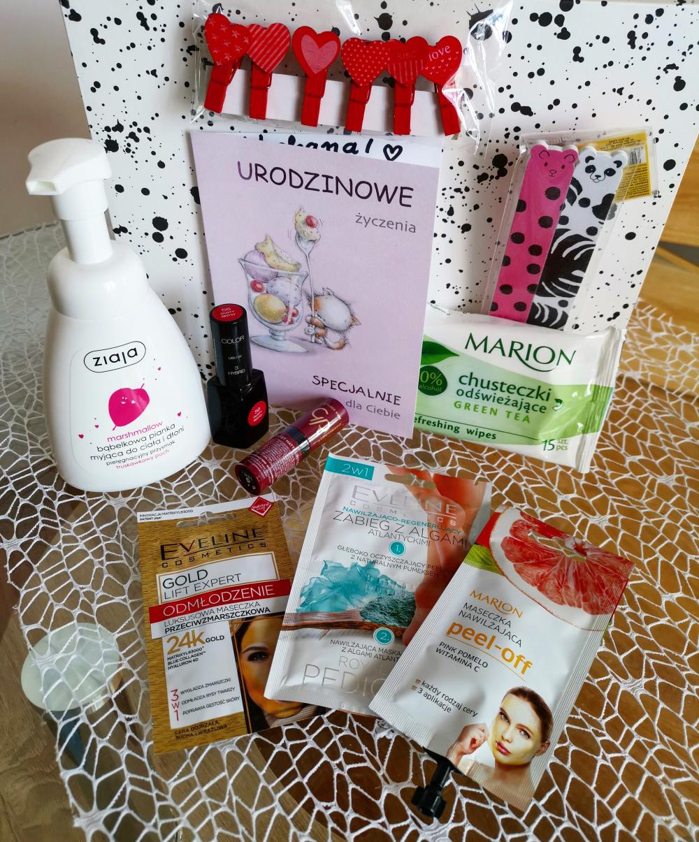 ✩ Kalendarz urodzinowy Clouders ✩