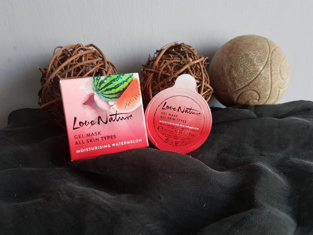 akcja denkowanie! grudzień - kosmetyki w świątecznych opakowaniach i świątecznych kolorach 🎄❄️⛄🎀🎁🎅