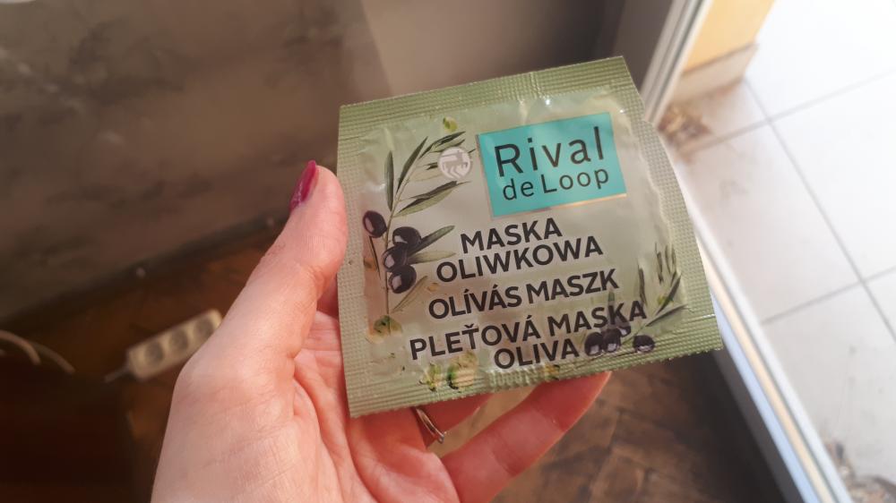 akcja denkowanie! grudzień - kosmetyki w świątecznych opakowaniach i świątecznych kolorach 🎄❄️⛄🎀🎁🎅