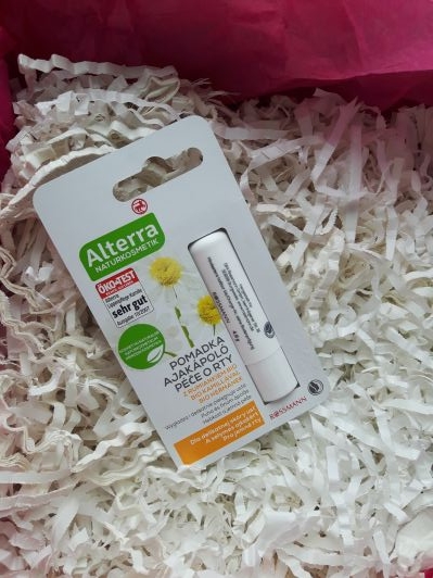 kosmetyki blyszczyki szminki pomadki alterra