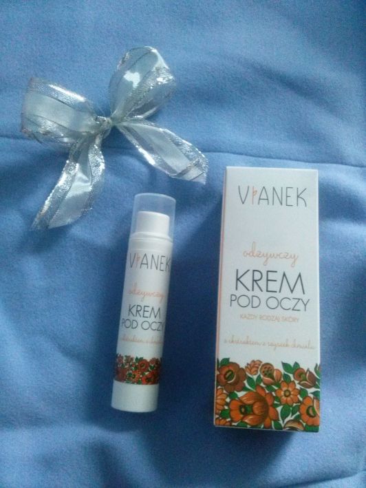kosmetyki kremy pod oczy vianek