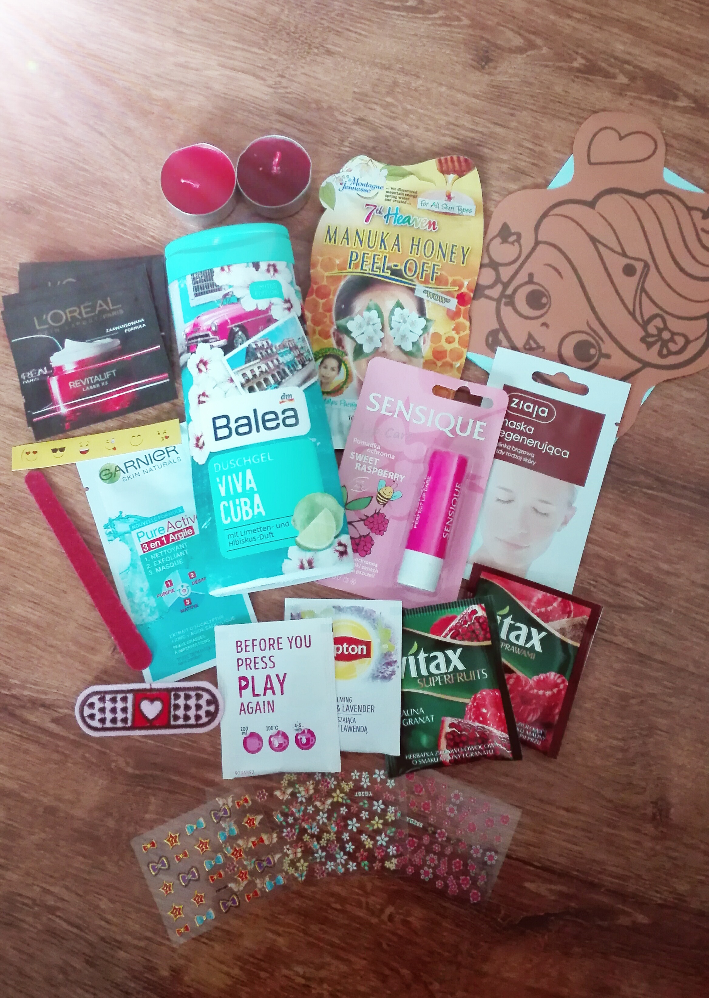 ✩ Kalendarz urodzinowy Clouders ✩