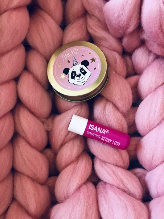 Isana Pomadka ochronna do ust, Berry Love