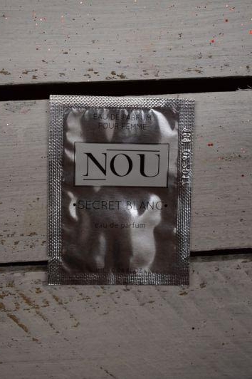 NOU Woda perfumowana, Secret Blanc