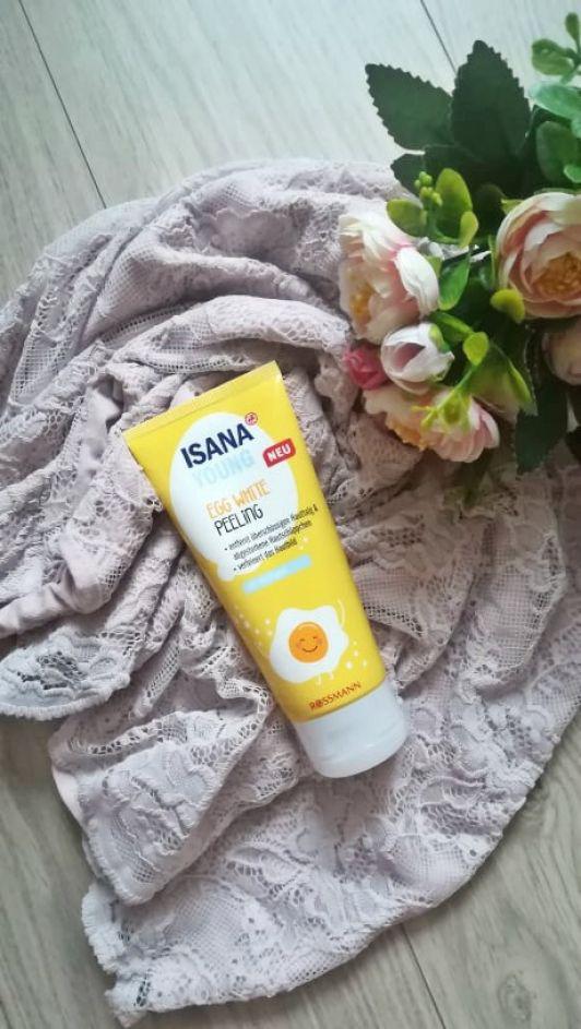 Isana Young Egg White Peeling