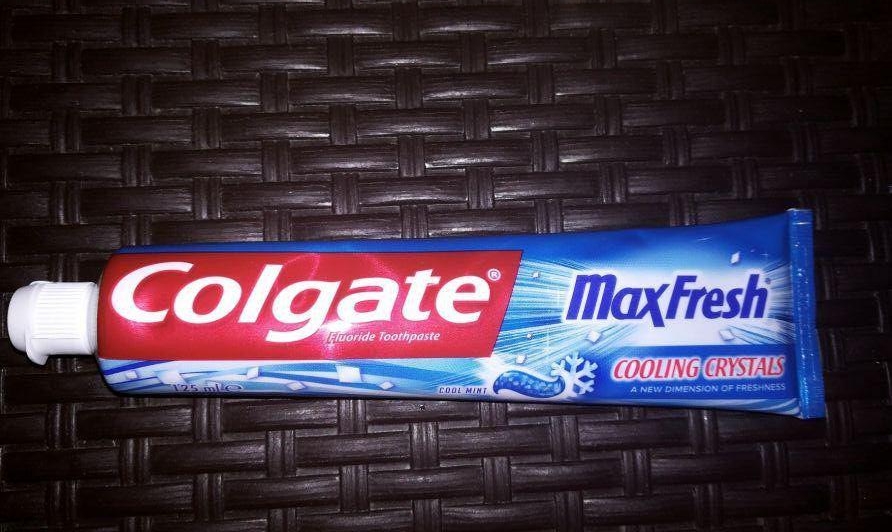 Colgate Pasta do zębów, Max Fresh Cooling Crystals 