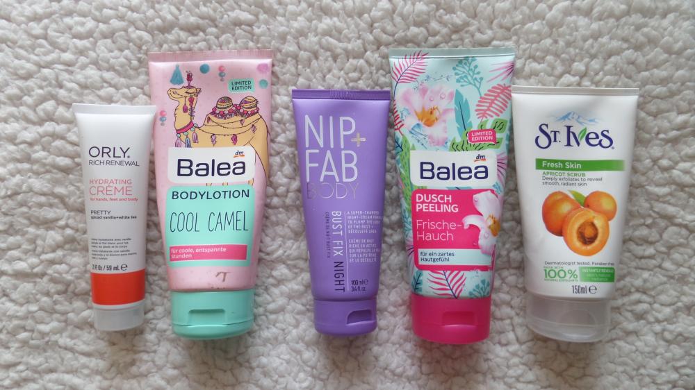 akcja denkowanie! grudzień - kosmetyki w świątecznych opakowaniach i świątecznych kolorach 🎄❄️⛄🎀🎁🎅