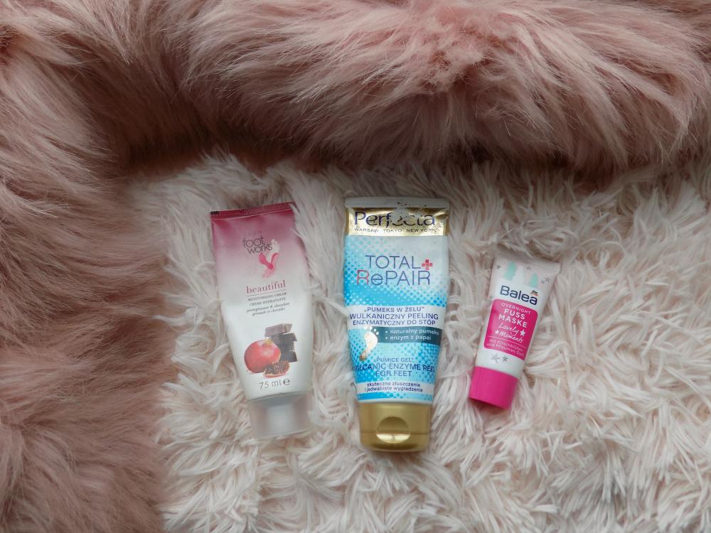 akcja denkowanie! grudzień - kosmetyki w świątecznych opakowaniach i świątecznych kolorach 🎄❄️⛄🎀🎁🎅