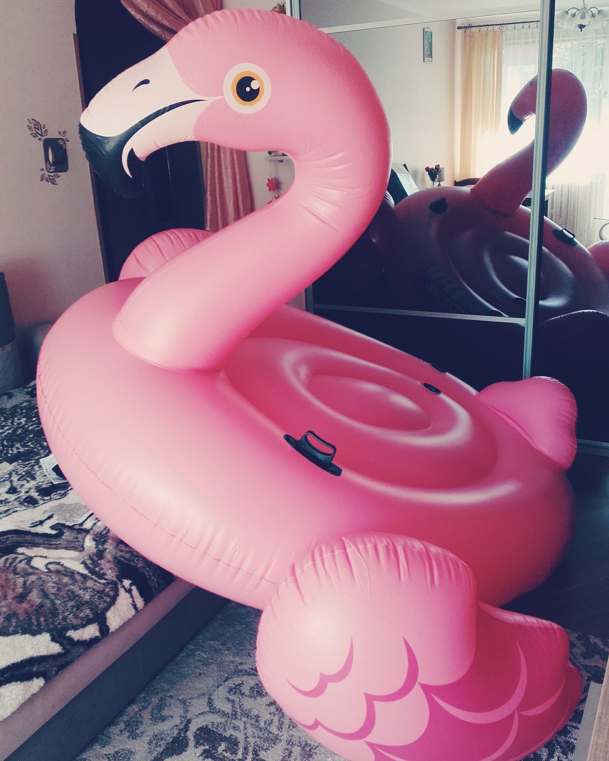 Dmuchane mega flamingi w biedro!
