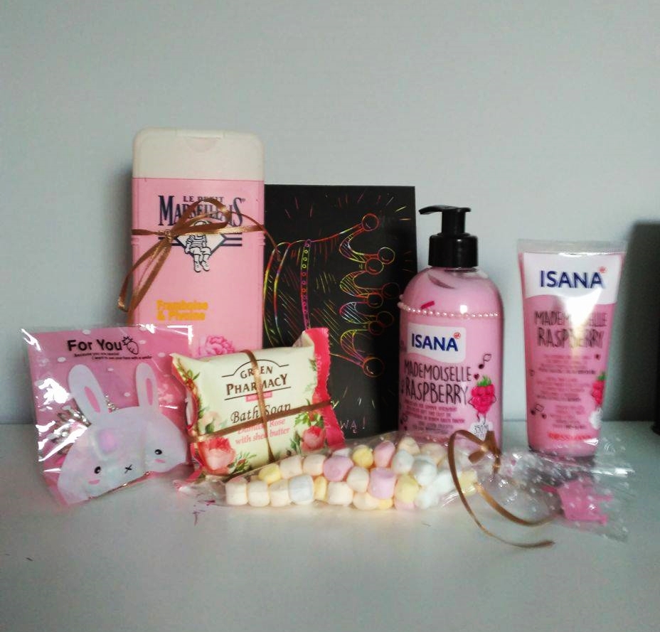 ✩ Kalendarz urodzinowy Clouders ✩