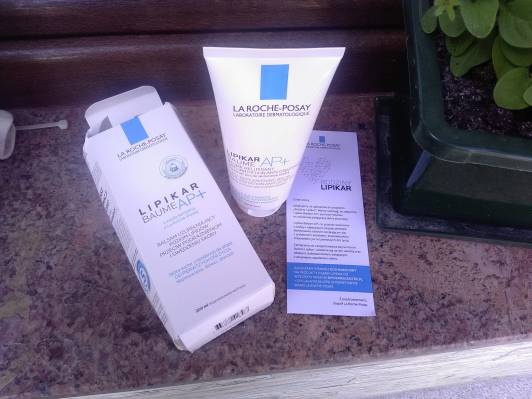 la roche posay balsam do ciala lipikar baume ap