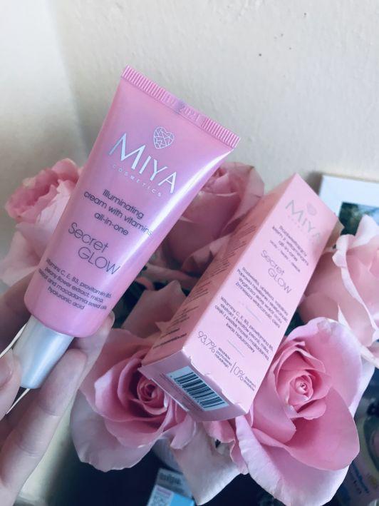 Miya Cosmetics Secret Glow, Krem z witaminami, Rozświetlający, all-in-one, Oczy-Twarz-Dekolt