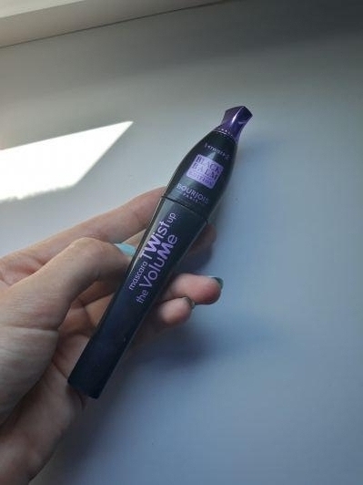 Bourjois Twist Up the Volume