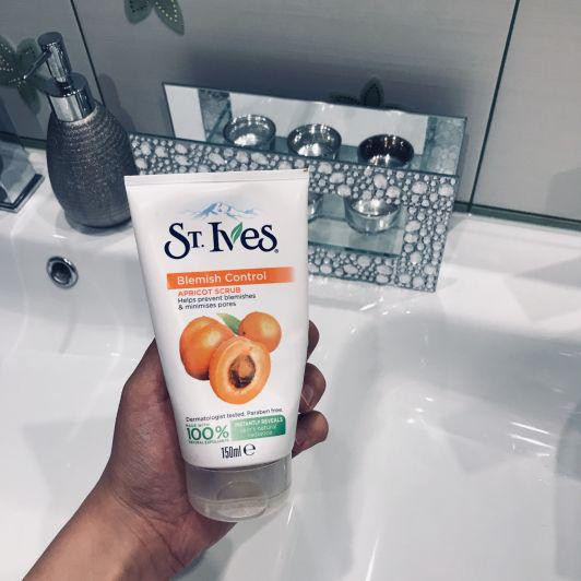 St. Ives Scrub do twarzy, Morela