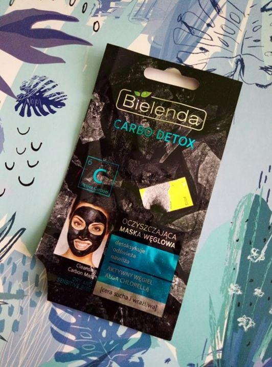 Bielenda Carbo Detox, Maseczka do twarzy, Węglowa do cery suchej i wrażliwej