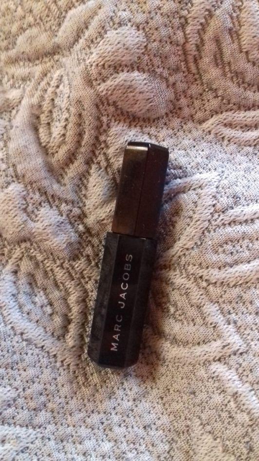 Marc Jacobs Tusz do rzęs, Velvet Noir, Noir