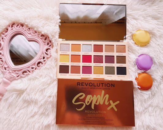 Makeup Revolution Paleta cieni, Soph X, Extra Spice