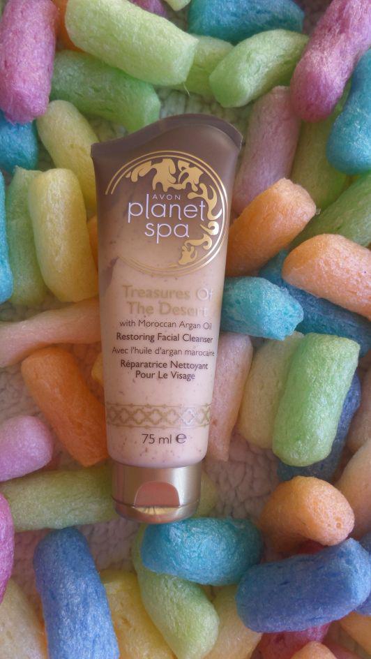 Avon Planet Spa, Treasures Of The Desert, Peeling do twarzy, Oczyszczający, Marokański olej arganowy