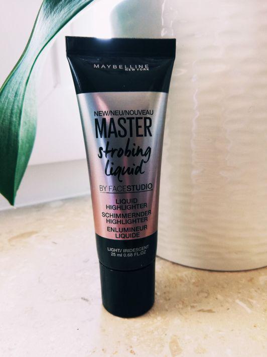 Maybelline Master Strobing Liquid, Rozświetlacz w płynie