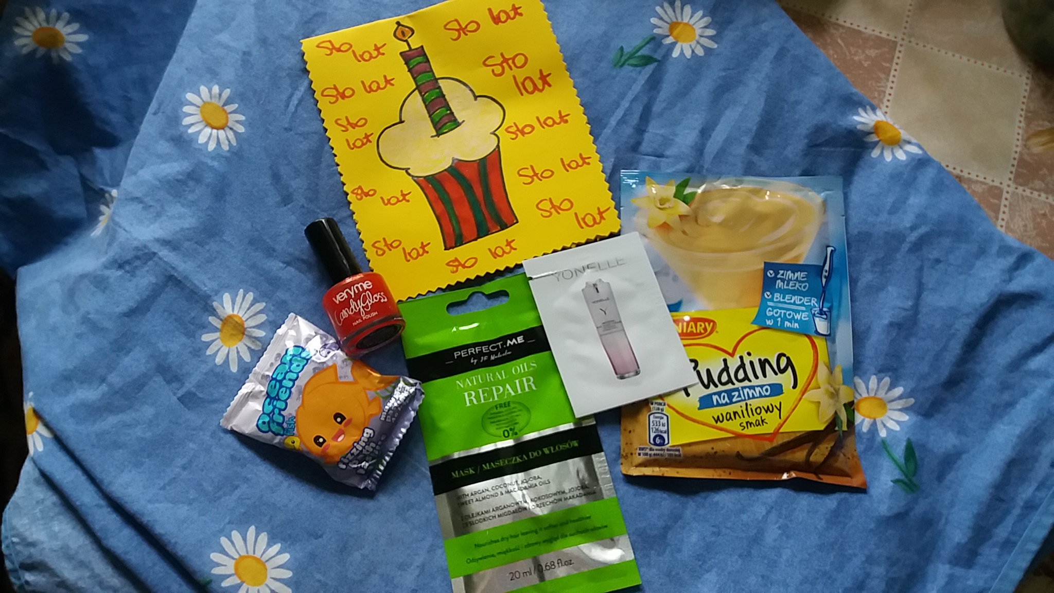 ✩ Kalendarz urodzinowy Clouders ✩