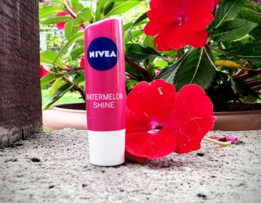 nivea pomadka do ust fruity shine watermelon