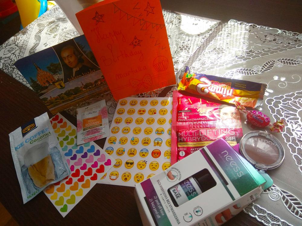 ✩ Kalendarz urodzinowy Clouders ✩