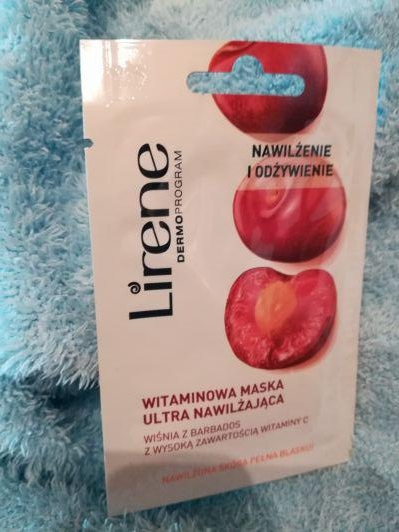 Lirene Dermoprogram, Witaminowa maseczka do twarzy ultra nawilżająca