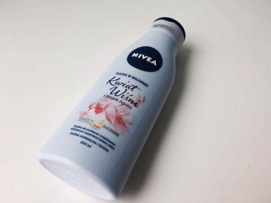Nivea Olejek w balsamie, Kwiat Wiśni i olejek jojoba, Skóra normalna i sucha
