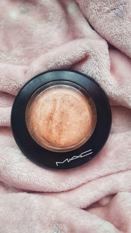 Mac Soft & Gentle, Rozświetlacz do twarzy, Mineralize Skinfinish, nr A36