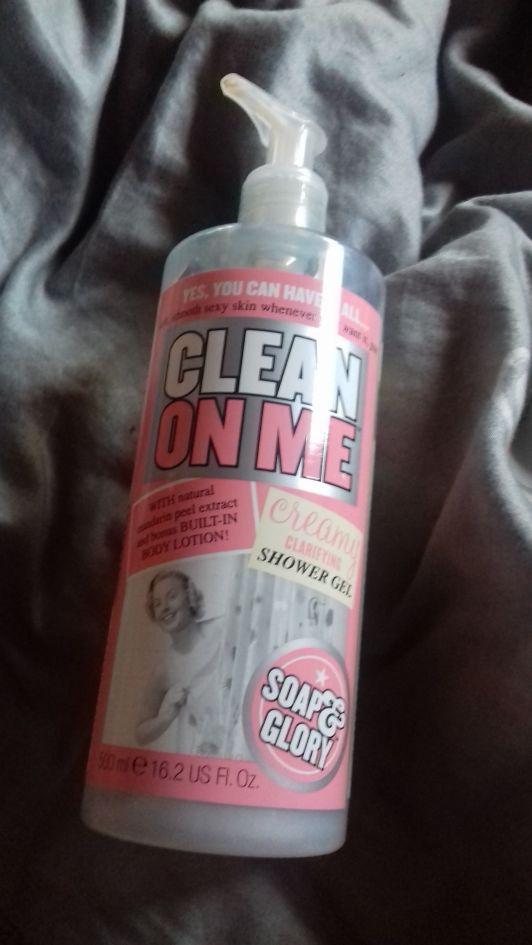 Soap & Glory Kremowy żel do mycia ciała, Clean on me