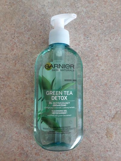 Garnier Skin Naturals, Green Tea Detox, Oczyszczający żel do mycia twarzy
