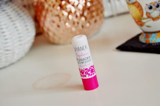 Vianek Pomadka ochronna do ust, Seria różowa, Łagodząca z olejem kokosowym
