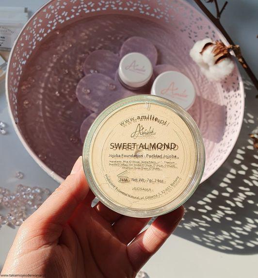 Amilie Podkład do twarzy, Jojoba, Sweet Almond