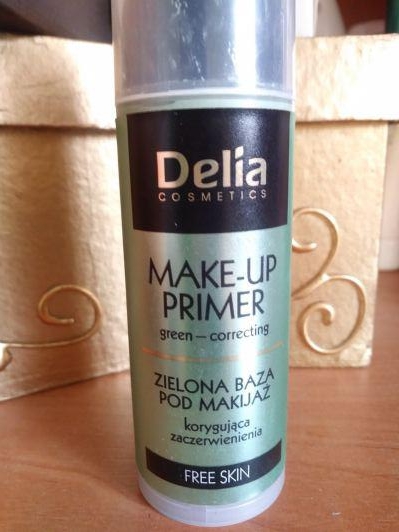 Delia Make-Up Primer, Baza pod makijaż korygująca zaczerwienienia, Zielona