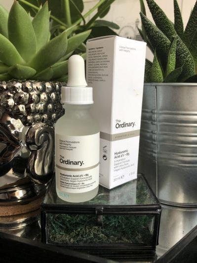 The Ordinary Serum do twarzy, Nawilżające, Z kwasem hialuronowym 2% i witaminą B5