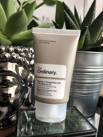 The Ordinary Serum do twarzy, Z 23% witaminą C i 2% kwasem hialuronowym