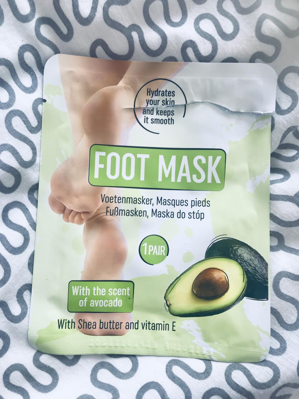 akcja denkowanie! grudzień - kosmetyki w świątecznych opakowaniach i świątecznych kolorach 🎄❄️⛄🎀🎁🎅