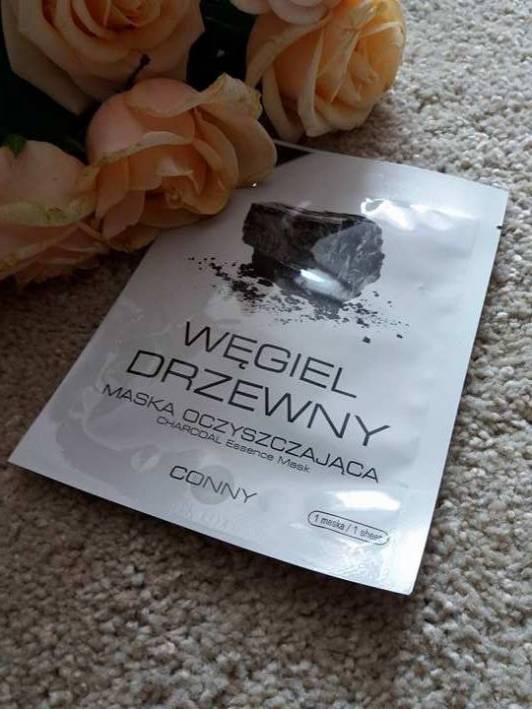 Conny, Maska do twarzy w płacie, Oczyszczająca, Węgiel Drzewny