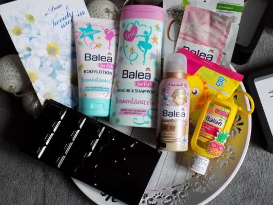kosmetyki paczuszki kosmetyczne balea