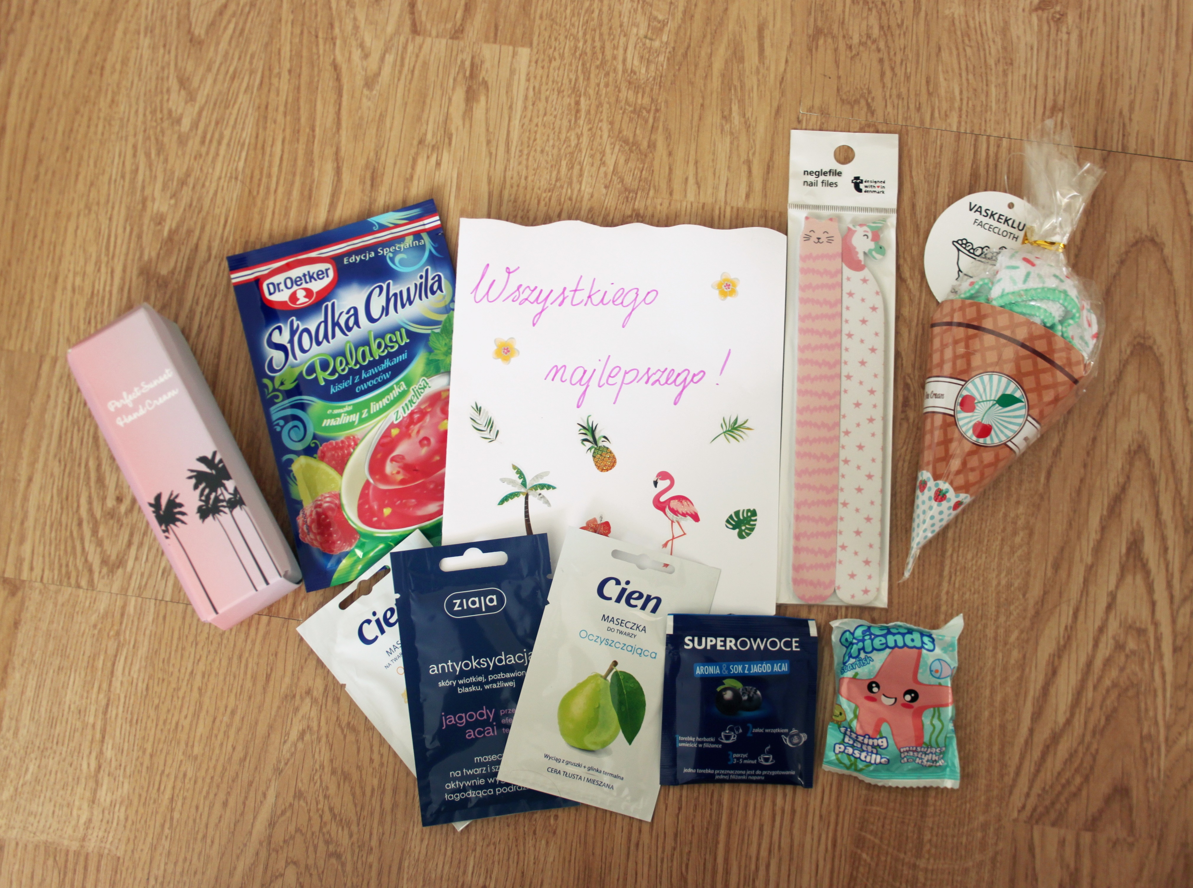 ✩ Kalendarz urodzinowy Clouders ✩