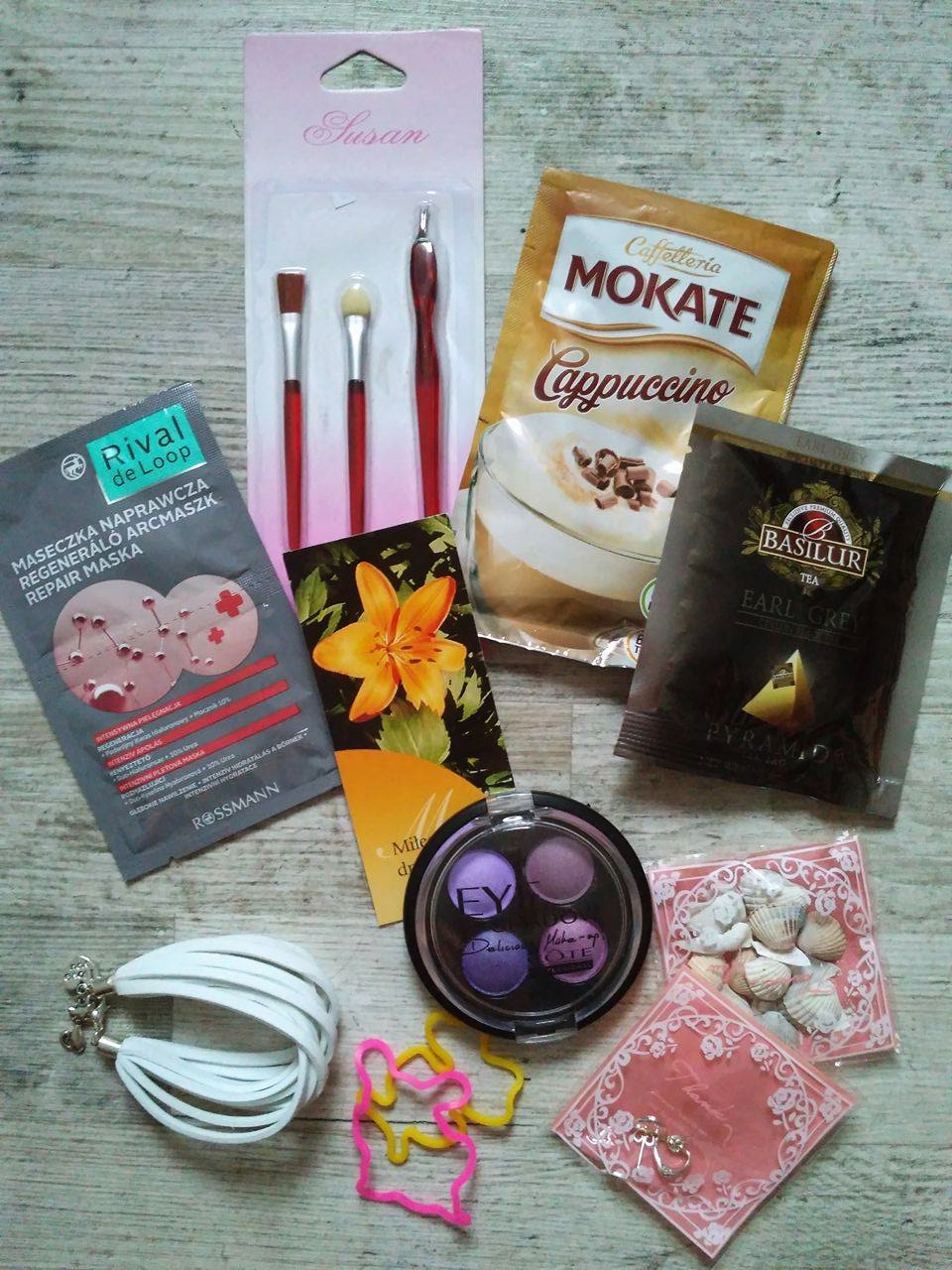 ✩ Kalendarz urodzinowy Clouders ✩