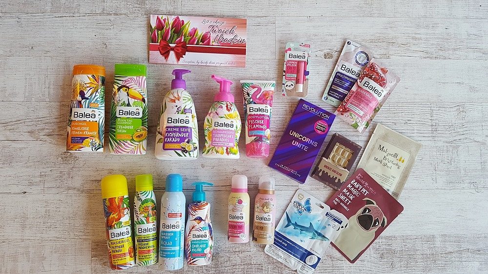 ✩ Kalendarz urodzinowy Clouders ✩