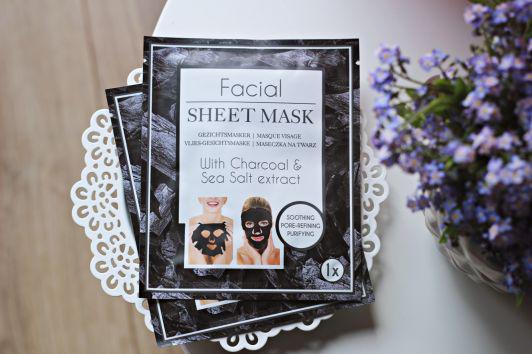 Action maseczka z węglem w płachcie 