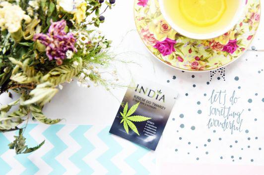 India Cosmetics Krem do twarzy z olejem z konopi
