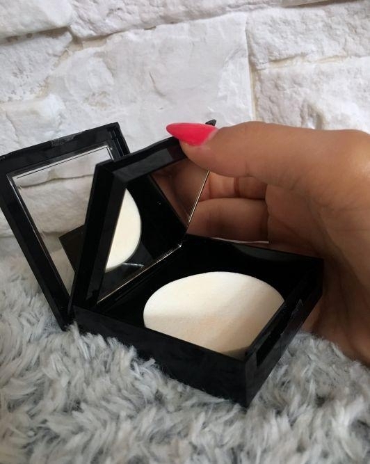 Puder wygładzający pory Maybelline Fit Me! Matte+poreless