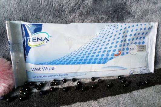 Tena Wet Wipe 3w1, Chusteczki nawilżane do ciała, Oczyszczające, Pielęgnujące