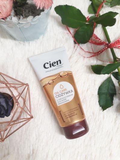 Cien Odżywka do włosów, Regenerująca, Intensywna odbudowa