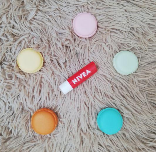 Nivea Pomadka do ust, Fruty Shine, Strawberry